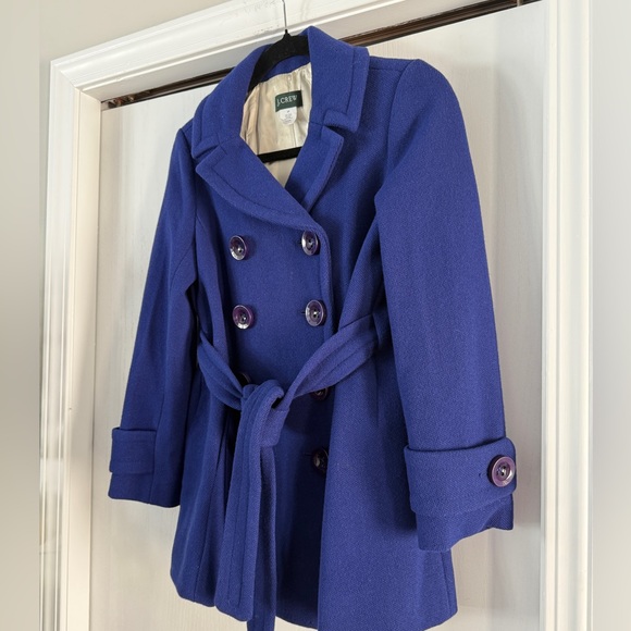 J.Crew Peacoat Blue Size 2 Petite Wool Blend
Gently used 2nd photo true color - Picture 5 of 17